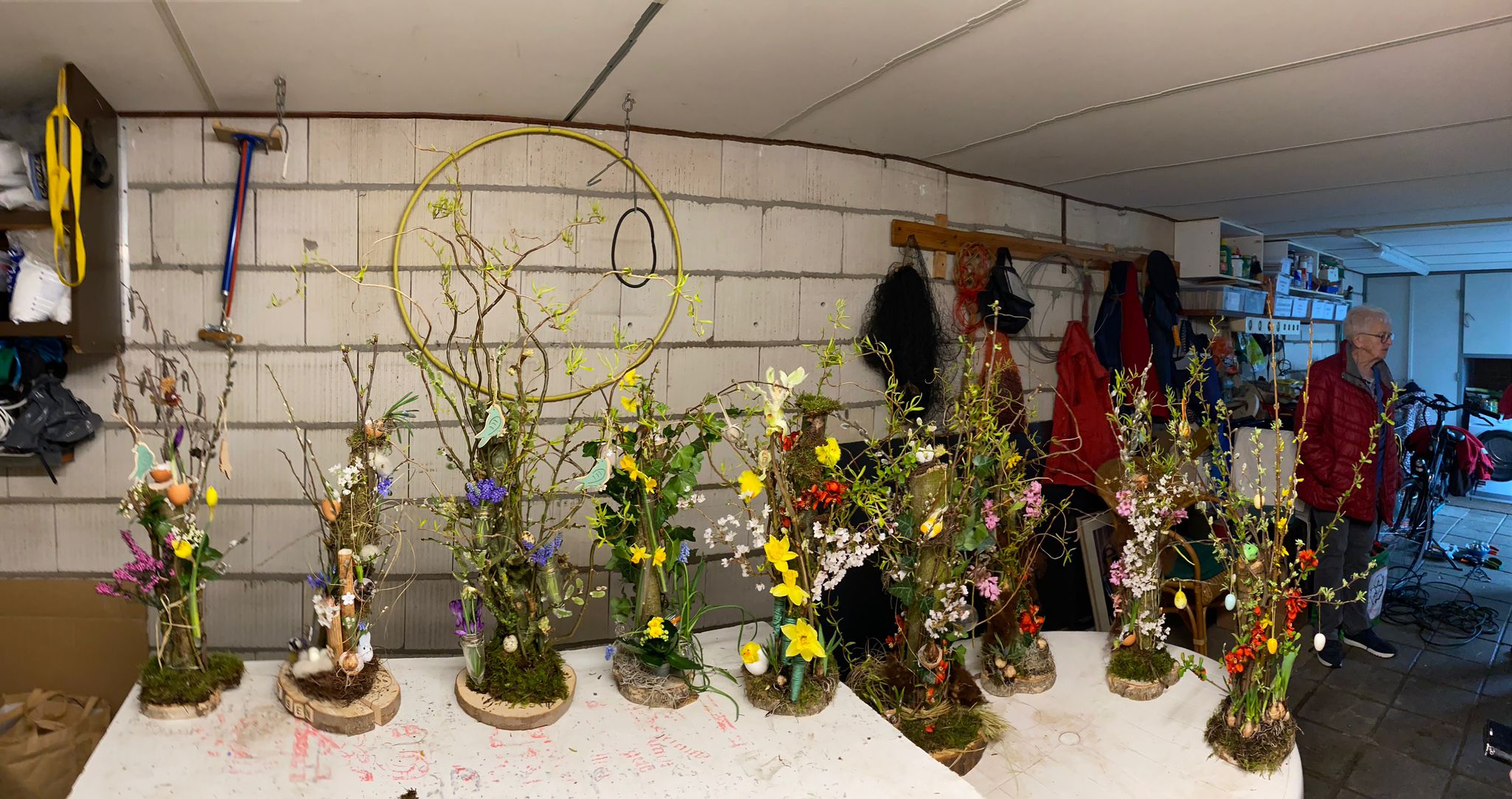 2024 maart – Gemaakte bloemwerken door tuinclub Bloesem
