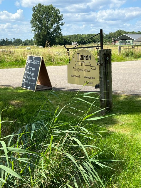 2024-06-28 Tuinclub bezoekt De Rode Hoeve