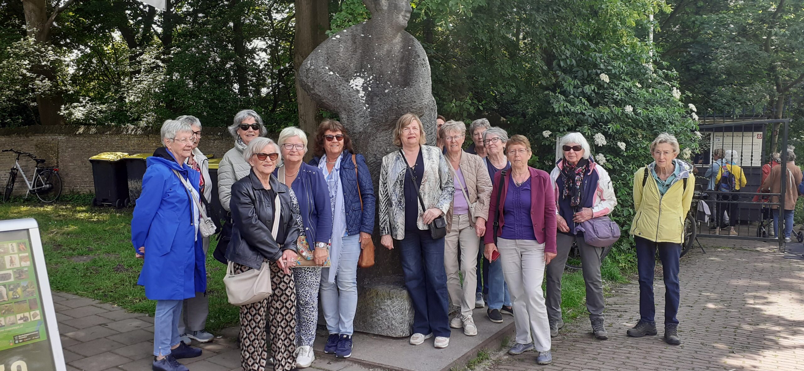 Bezoek aan beeldentuin Heenvliet 23 mei 2024