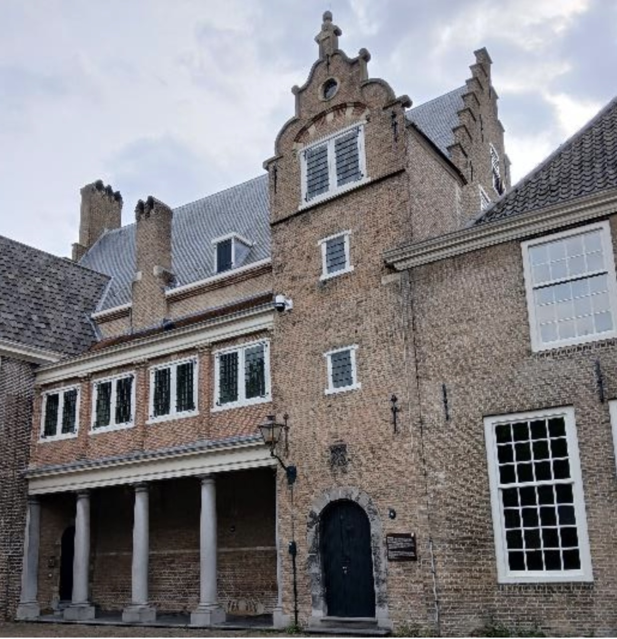 Bezoek aan Het Hof van Nederland in Dordrecht.