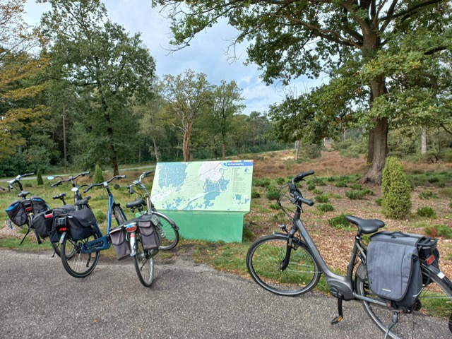 Middagfietstocht met vijftien stoere vrouwen