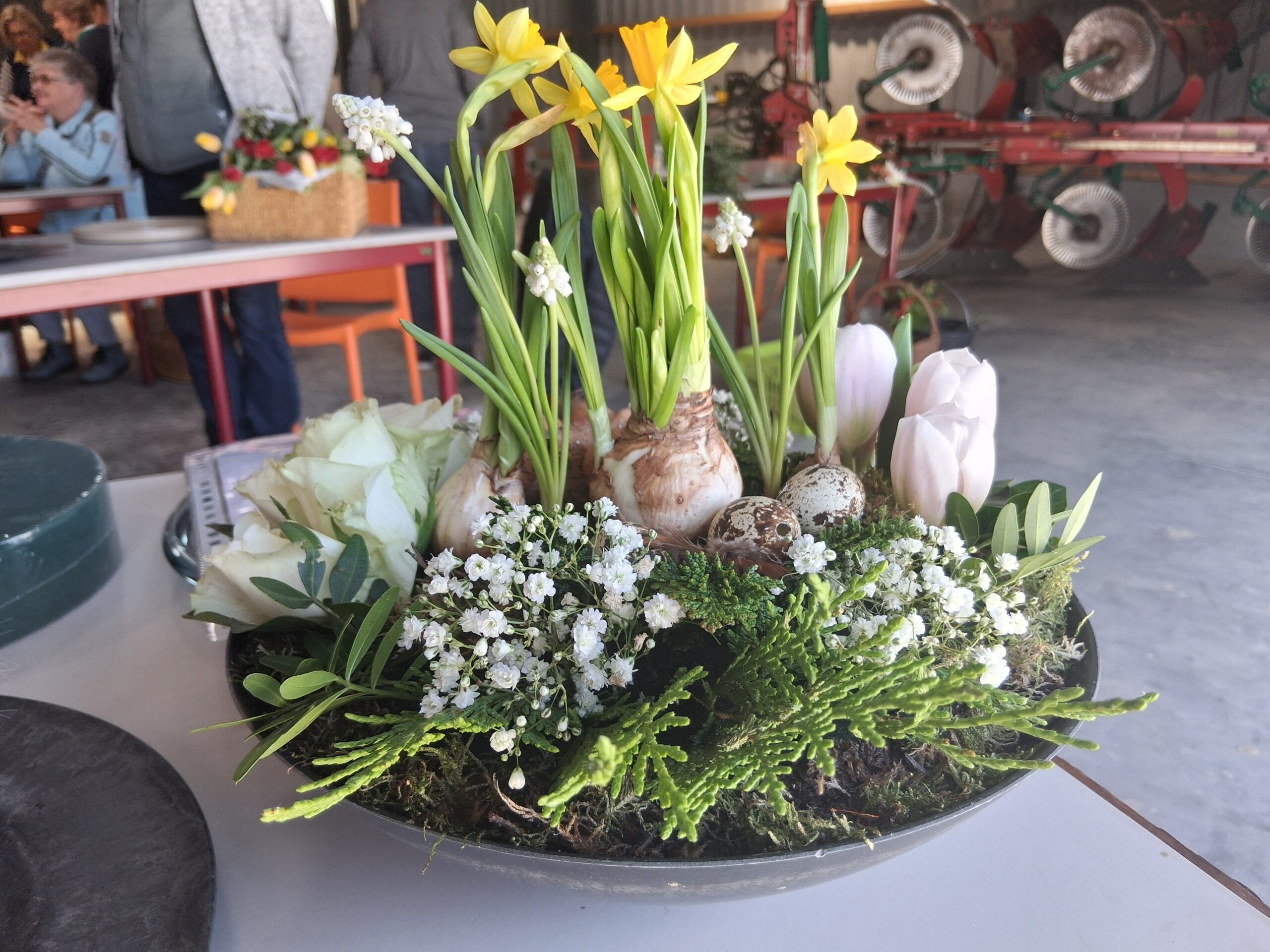 2025-4-14 Paasbloemschikken.