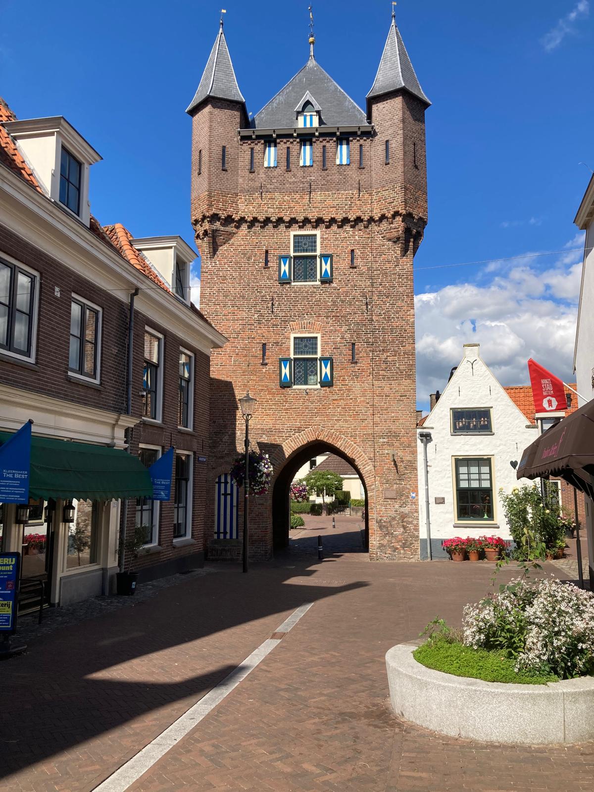 Hanzestad Hattem (stadswandeling + AntonPiek museum