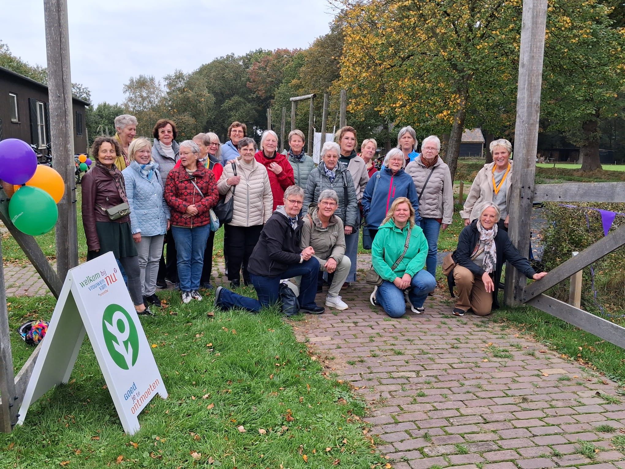 95 jaar Vrouwen van Nu, fietstocht afdelingen Bloemberg en de Stapel