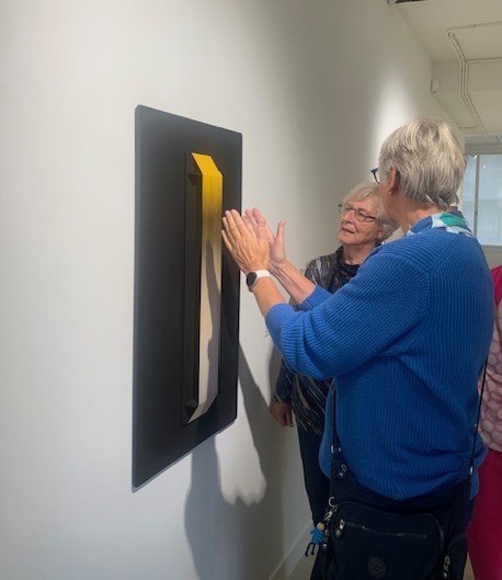 2025 oktober – De Twel*loten bezoeken Museum Eicas in Deventer; een nieuw en modern museum dichtbij.