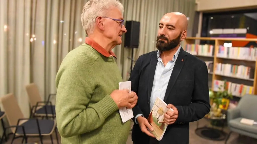 Ledenavond V v Nu woensdag 15 april 2026 Hassan Kaddour en Joop van der Wal