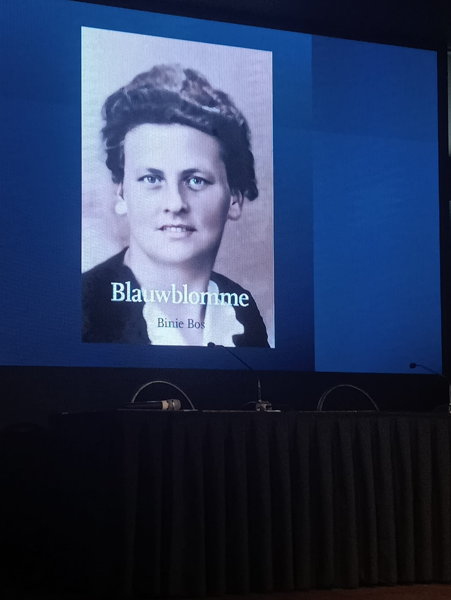 Blauwblomme 2025 -Binie Bos