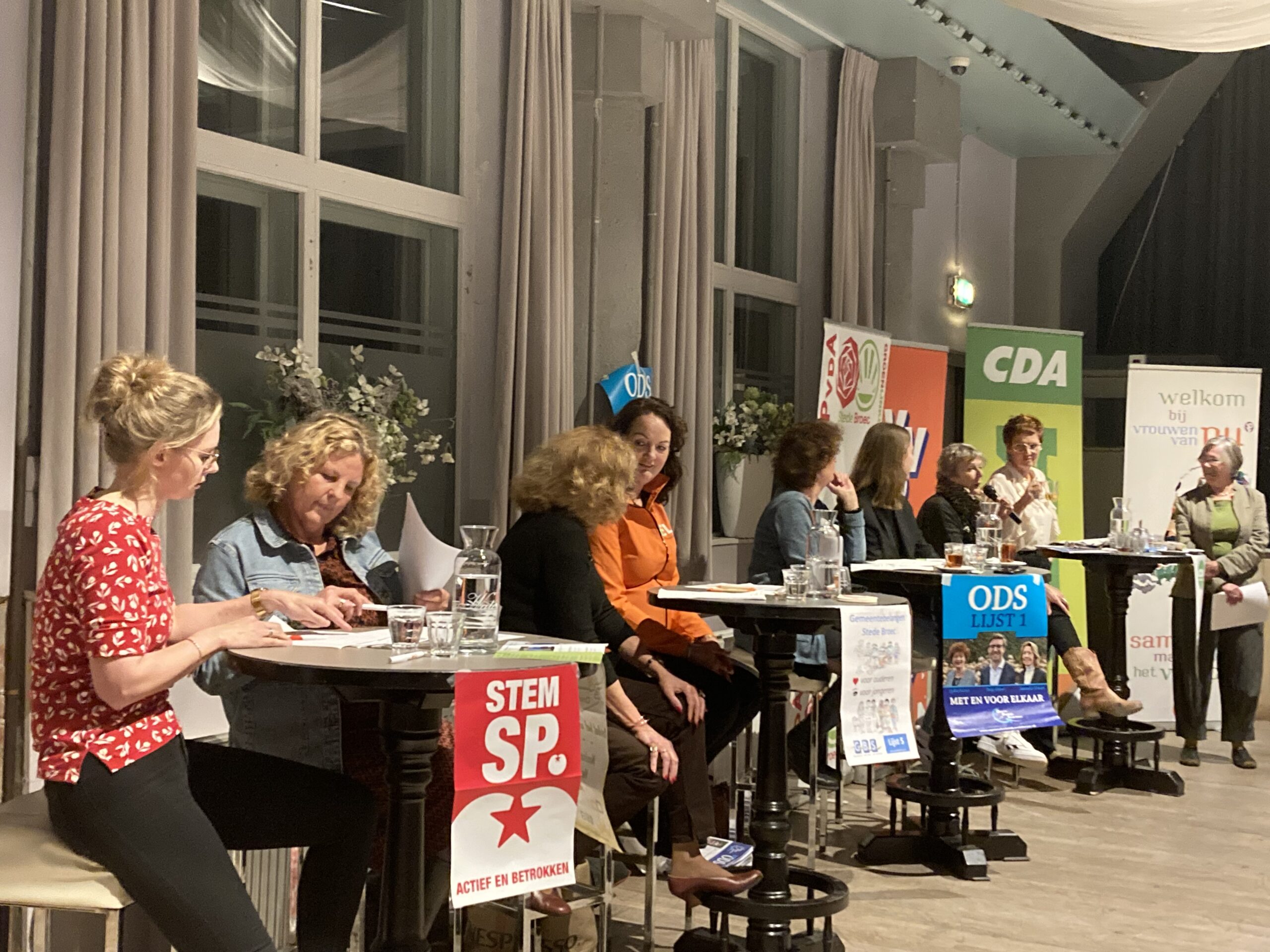 Debat met politieke partijen Stede Broec