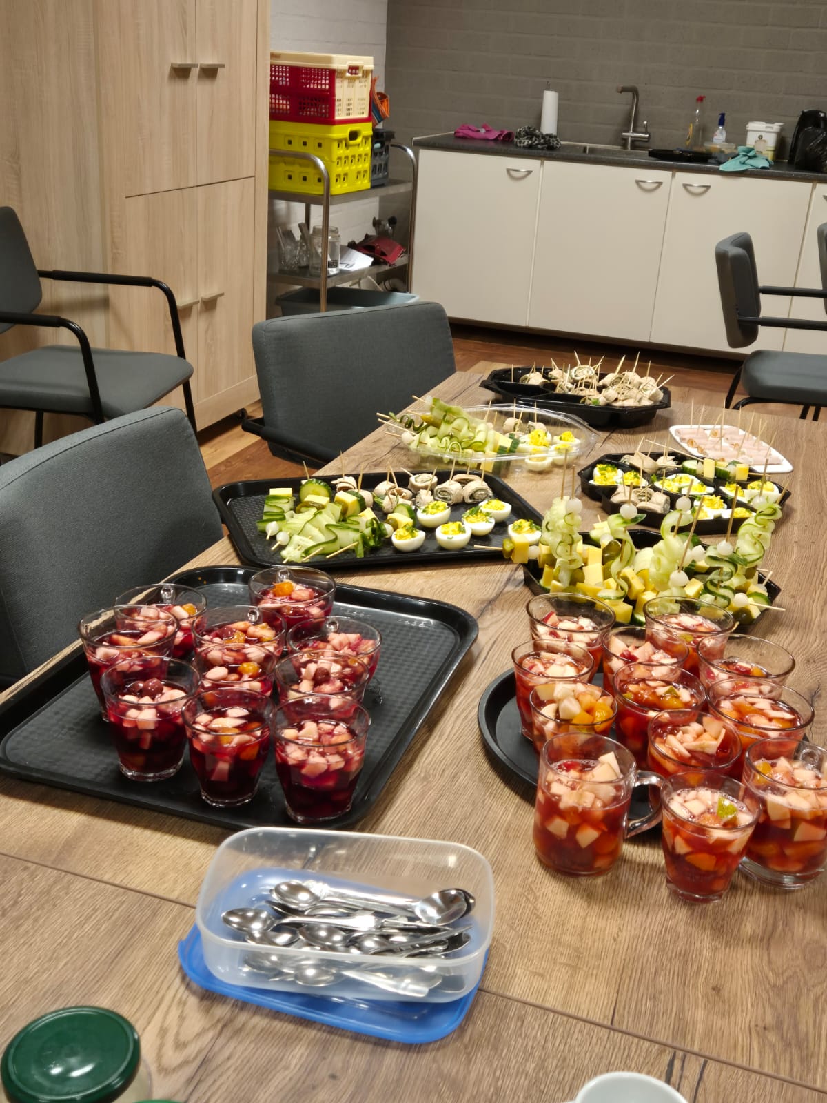 Samen borrelhapjes maken