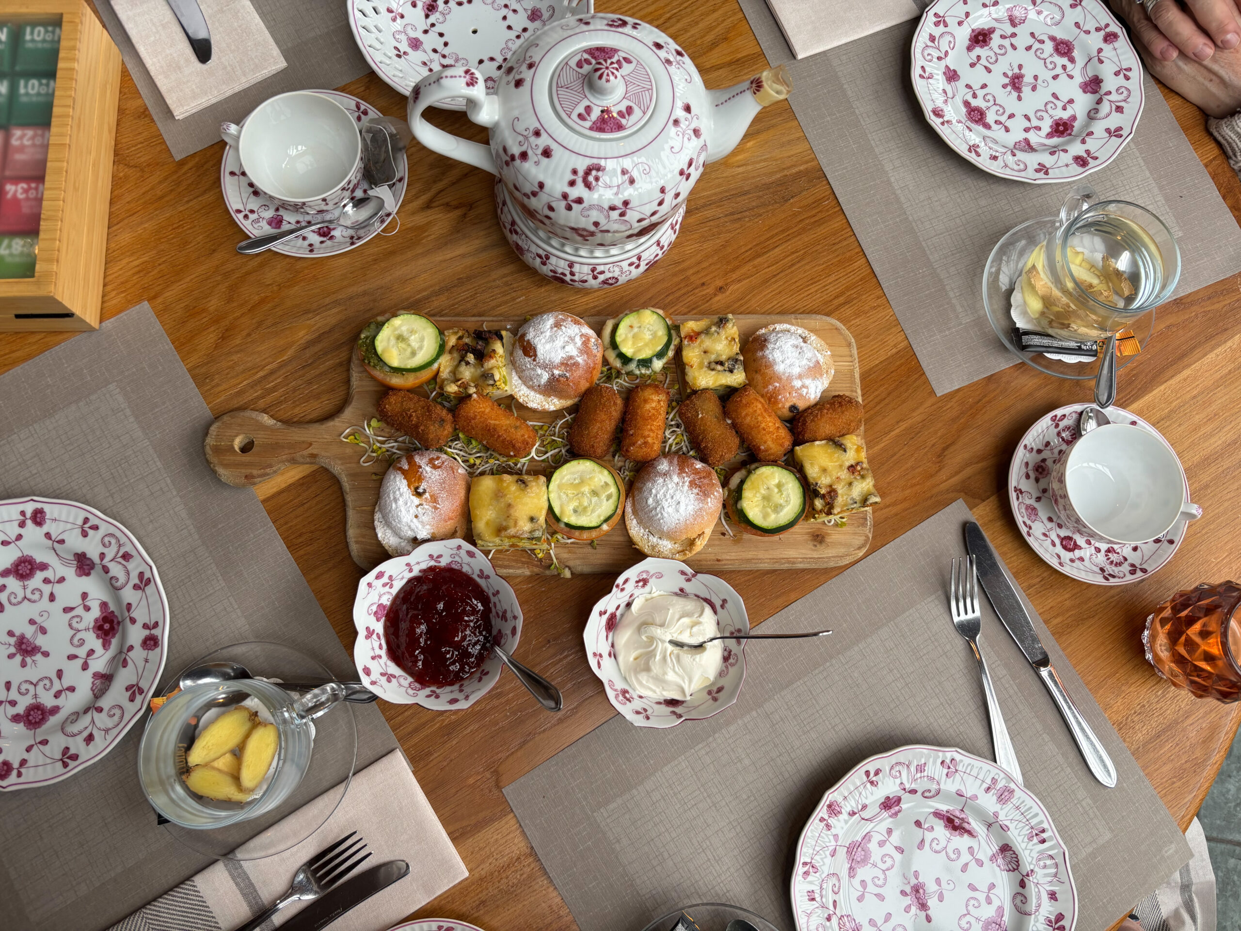 2026-02-06 High Tea bij Restaurant Maotie Gasselte 2026