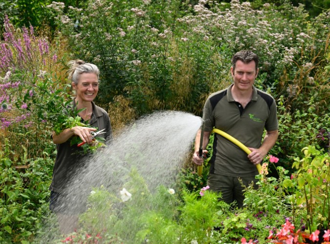 tuinclub 3 ‘vrouwenmantel’ Bezoek Holsto