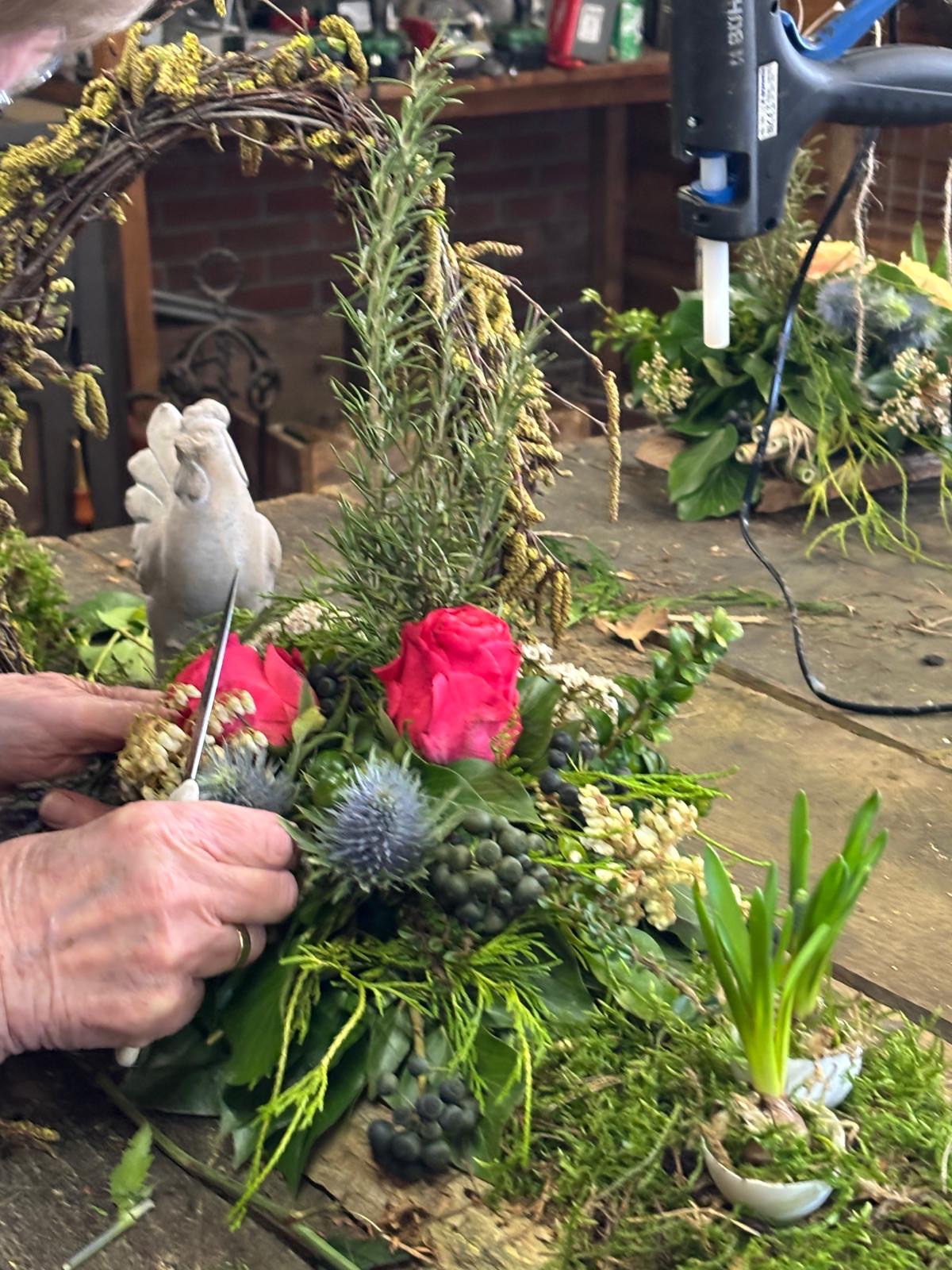 2026-03-26 Tuinclub maakt paastukken