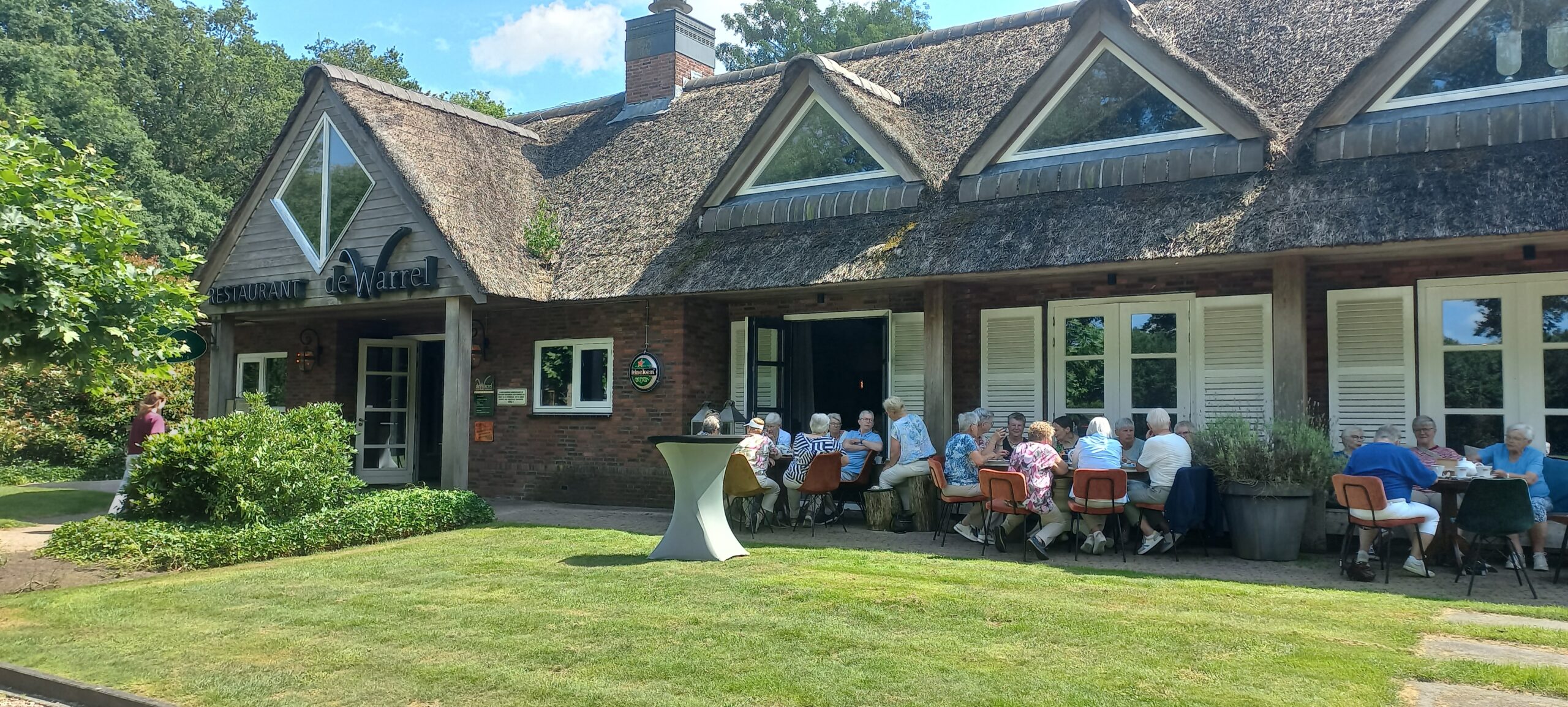 Verslag 11 juli van de High-Tea in het kader van het 95 jarig jubileum