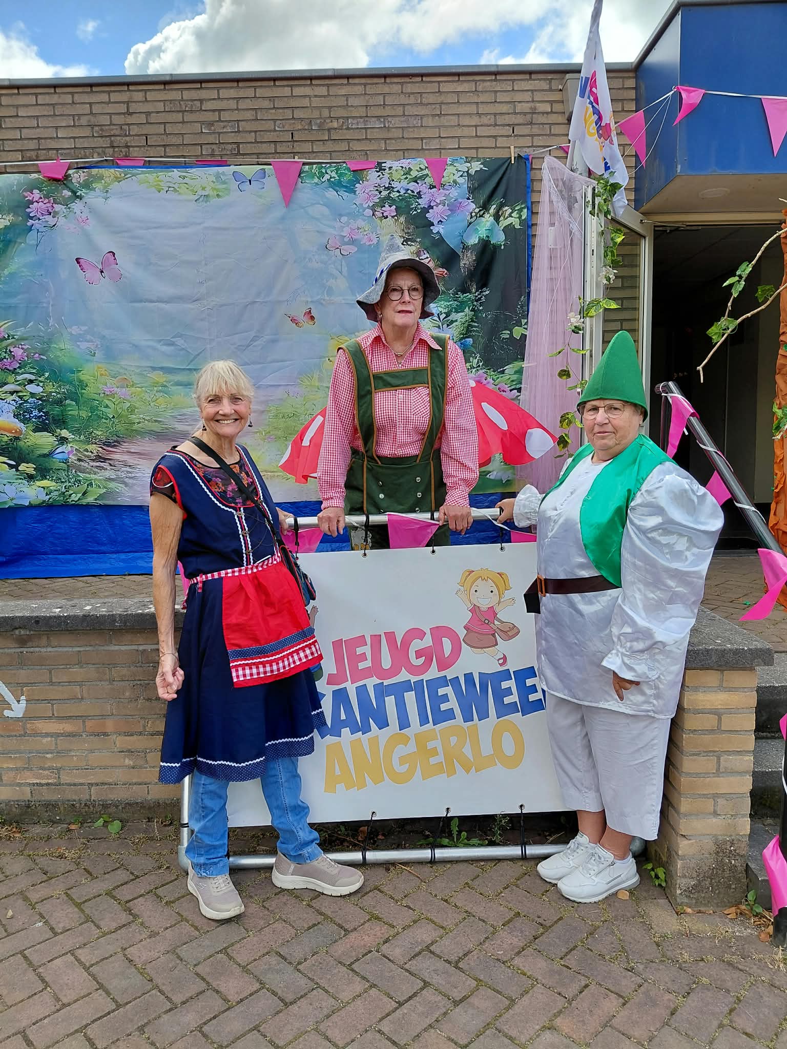 17-08-2026 :  VvN BIJ JEUGDVAKANTIEWEEK